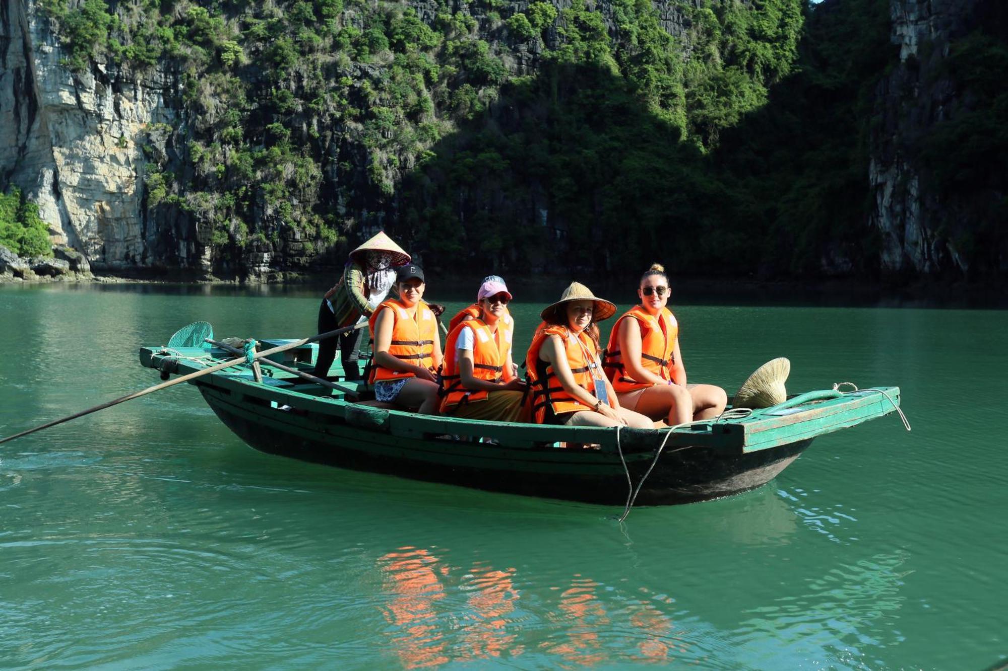 Hotel Ruby Cruise Ha Long Zewnętrze zdjęcie