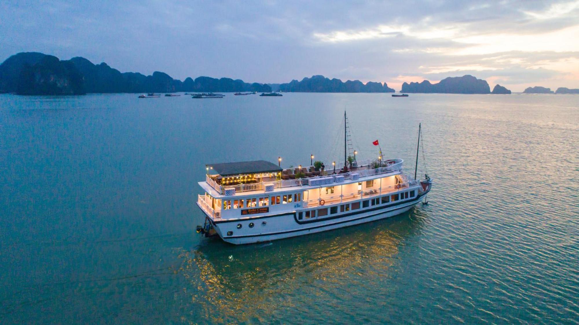 Hotel Ruby Cruise Ha Long Zewnętrze zdjęcie